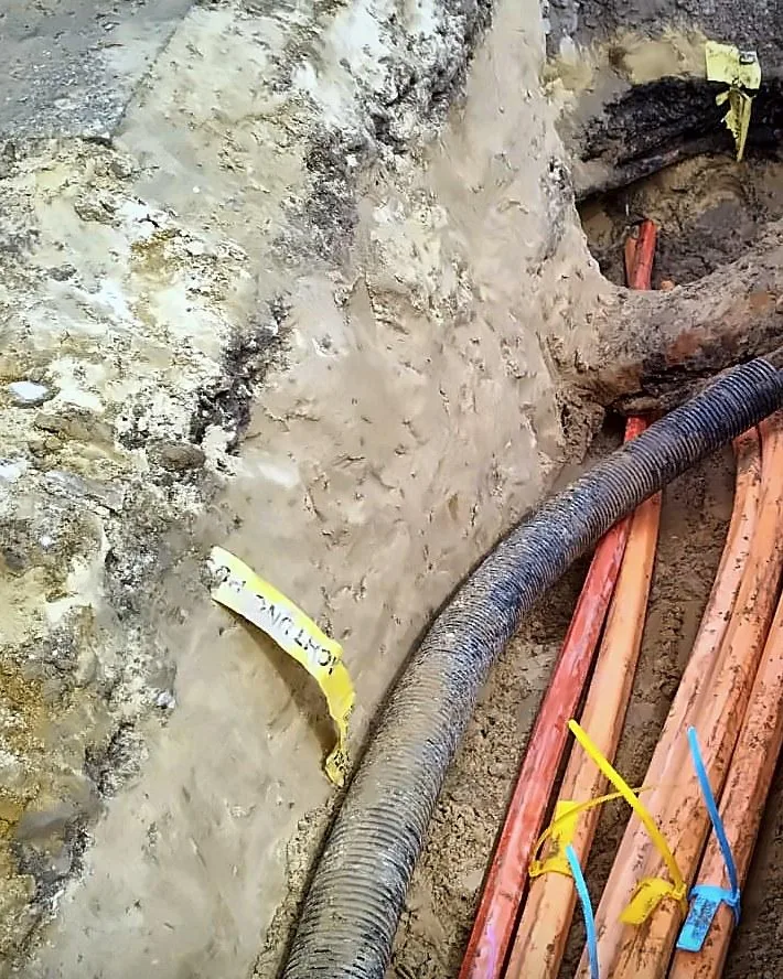 Rohrverband bei Hindernissen anderer Versorgungsträger – Glasfaserausbau FTTH in Bochum